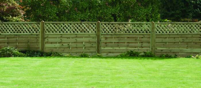 Horizontal Lattice Top Fence Panel
